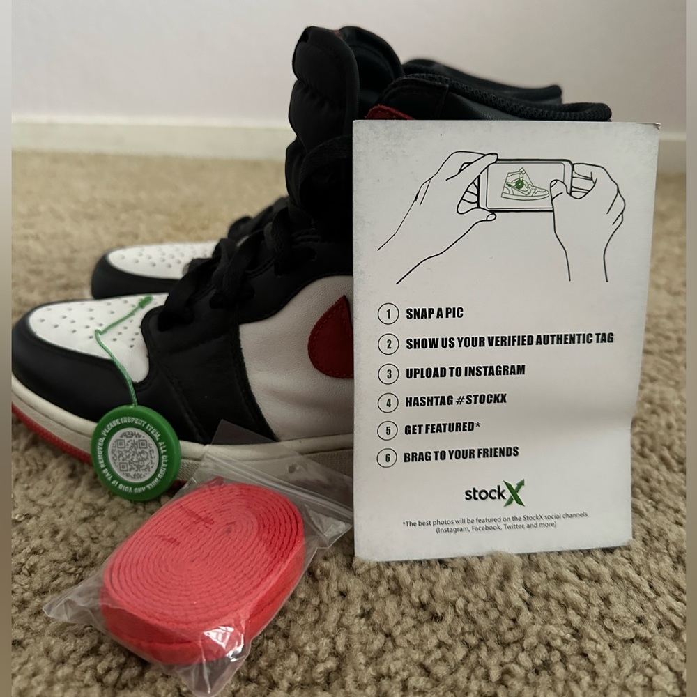 Air Jordan 1 Retro High Track Red